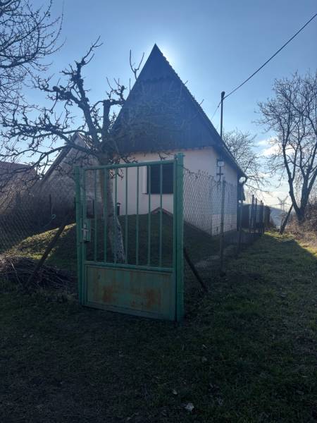 01 - PODLUŽANY.JPG