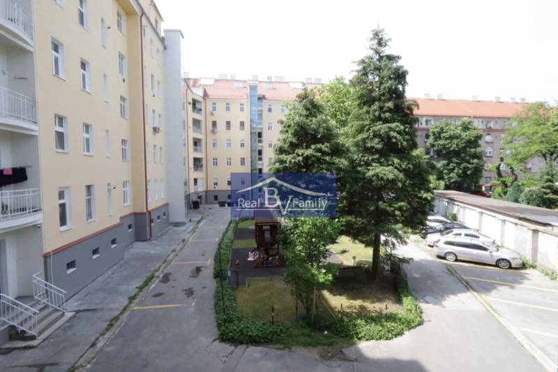 08 - KALINČIAKOVA.jpg