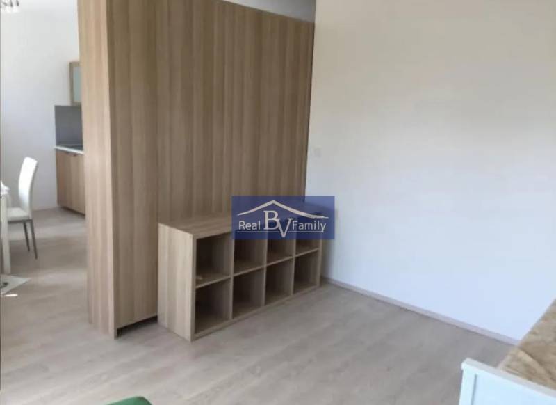 02 - PEKNÁ CESTA.jpg