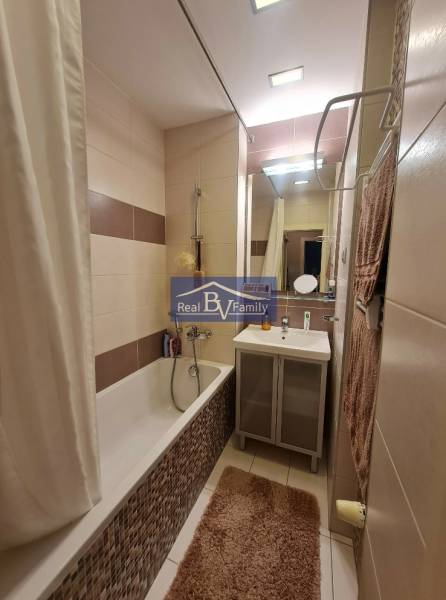 10 - PÁRIČKOVA.jpg