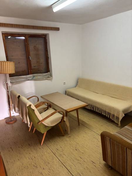 08 - PODLUŽANY.JPG