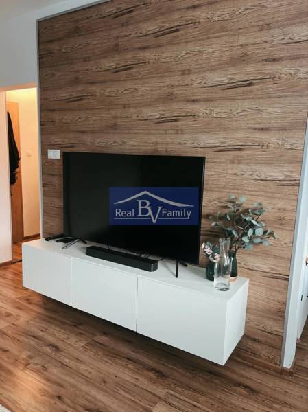 03 - NOVOHORSKÁ.jpg