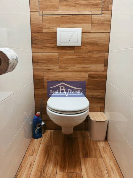 10 - NOVOHORSKÁ.jpg