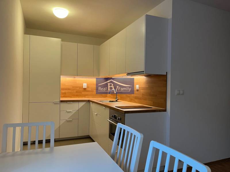 02 - BRATISLAVSKÁ.jpg