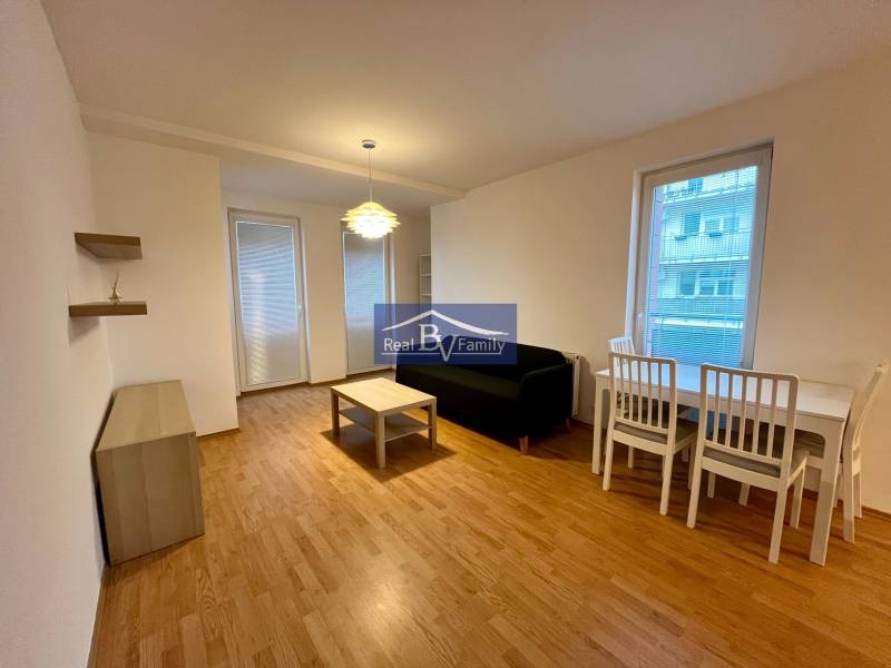 01 - BRATISLAVSKÁ.jpg