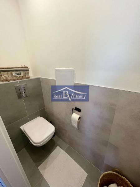 12 - ROVNIANKOVA.jpg